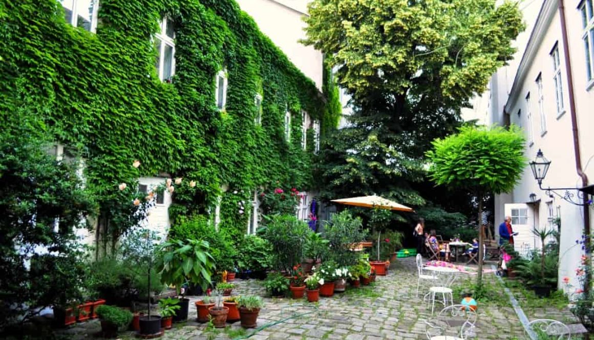 Wien Mariahilf Innenhof. Foto GB* Markus Steinbichler